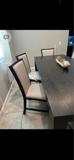 Dinning Table Set