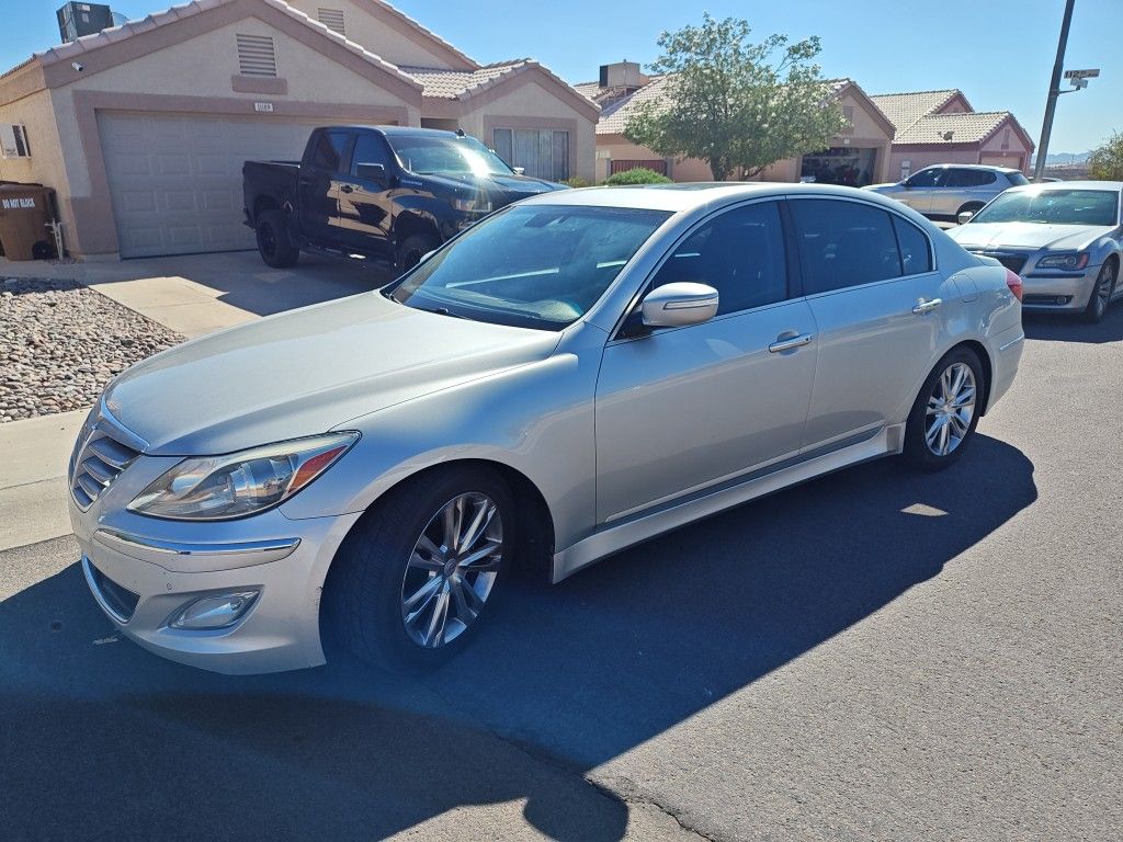 2012 Hyundai Genesis