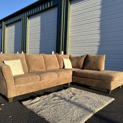 Sectional Couch Free Delivery 