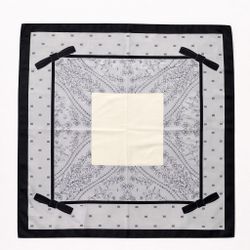 ✨Perfect Gift | Elegant Silk-Feel Scarf For Styling, Gifting & Travel