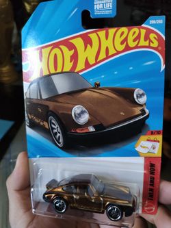 Hot wheels  /sth
