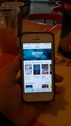 I Phone 5 S good condition T - mobile
