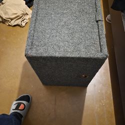 Kenwood 12" subwoofer with ported box