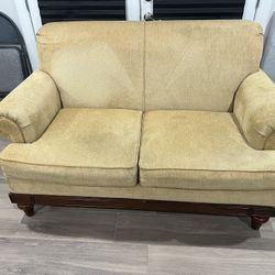 Norwalk Furniture Loveseat