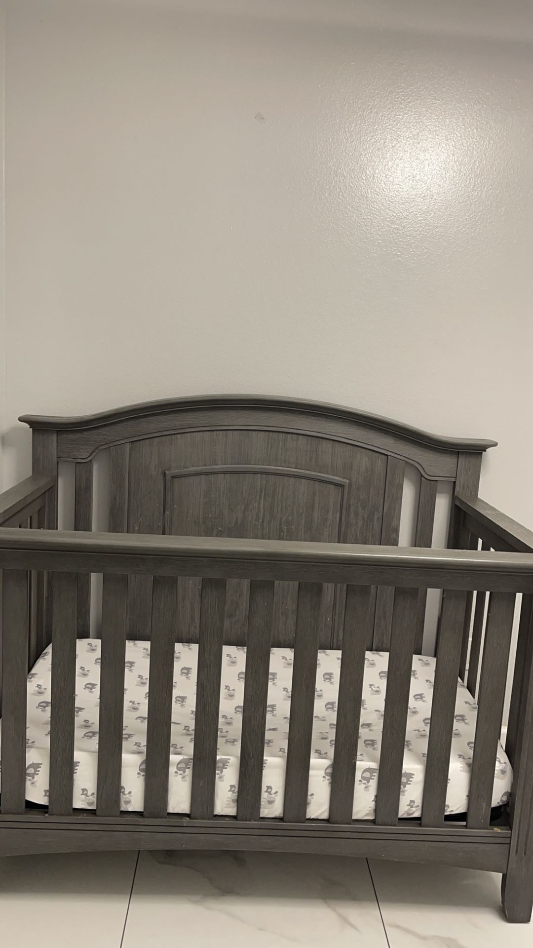 Great Conditions Crib, Mattress, Fitted Sheet & Cover