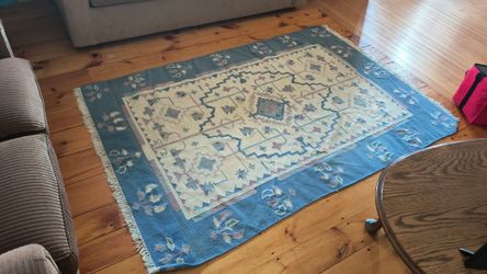 Throw Rug