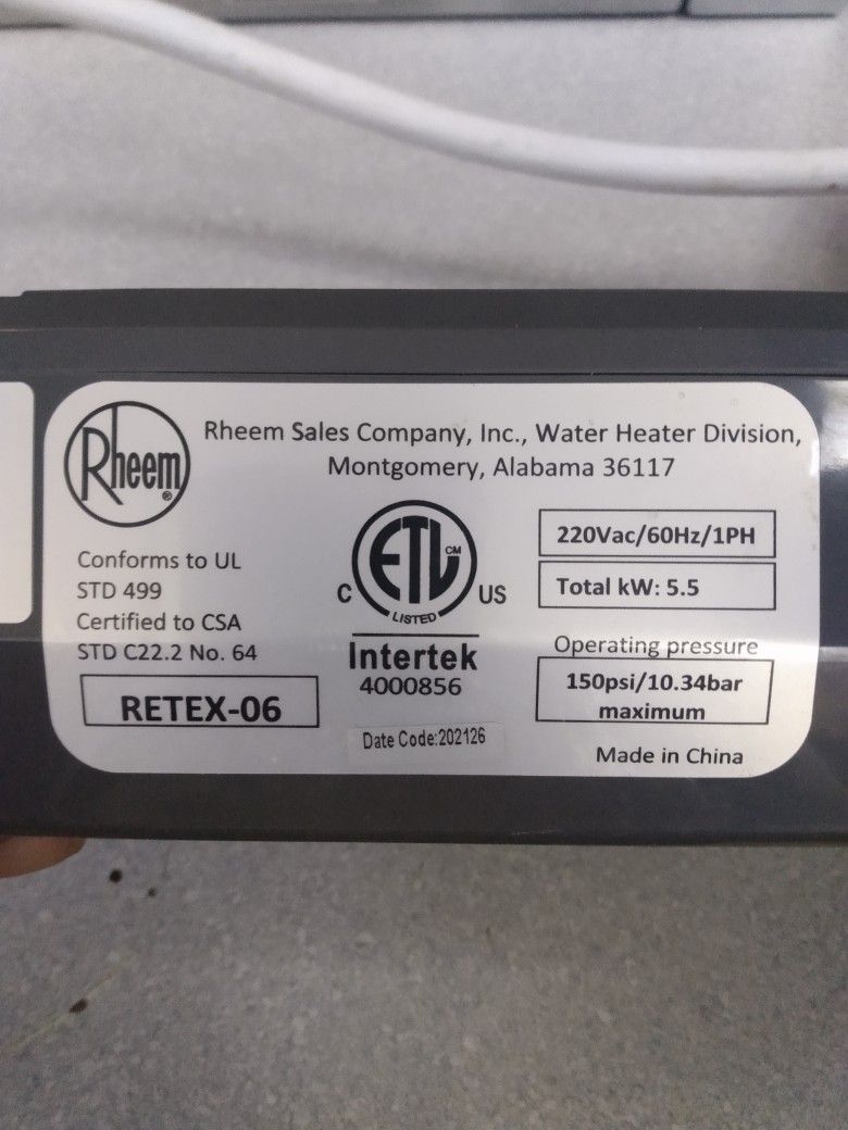Rheem RETEX-06 6 kW 1.0 GPM Electric Tankless Water Heater for Sale in  Everett, WA - OfferUp