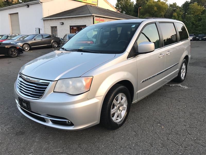 2011 chrysler town and country