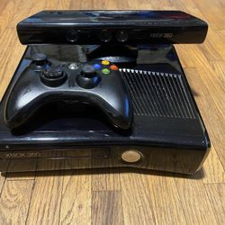 Xbox 360 with Kinect & Accesories