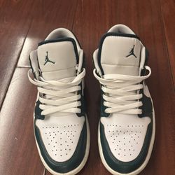 Nike Dunk Jordan Green Size 10