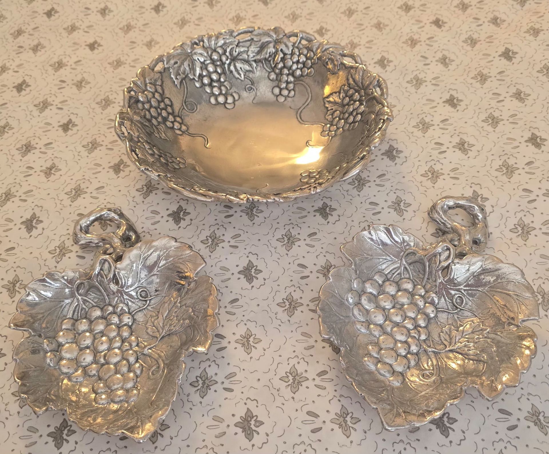 Arthur Court Grape Collection Serving Bowl and 2 small nut, etc Dishes