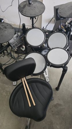 Alesis Surge Electronic Drum Kit Bundle