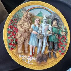 Enesco Wizard Of Oz Plate