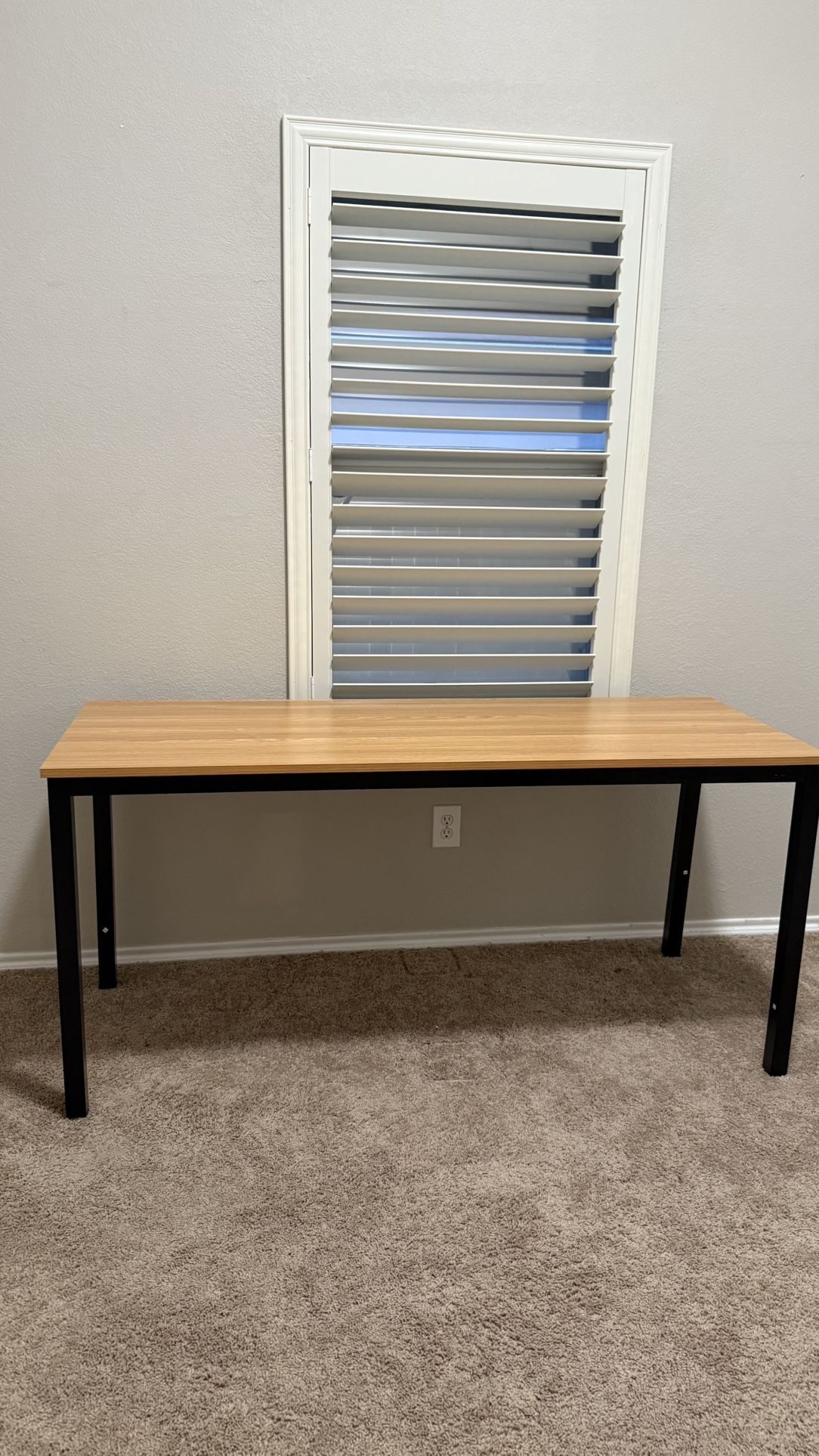 Sturdy Desk - $29 (Pickup Only in 76131)