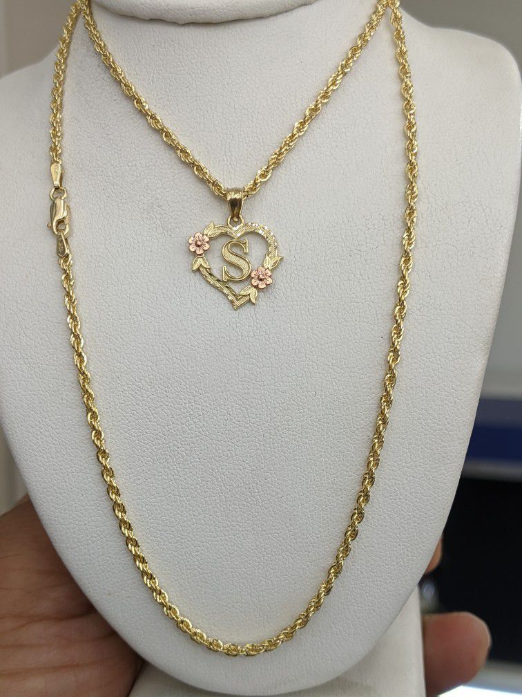 10kt Real Gold Rope Chain And Pendant
