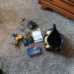 Dealt Drill And Accessories 