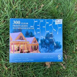 300 Light     Icicle Light Set Brand New