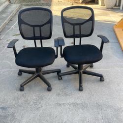 2 Free Computer Chairs