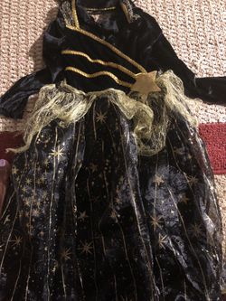 Girls witch costume