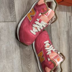 New Balance 574 Winter Boots – Women’s 5.5 – Pink/Orange (Great Condition)