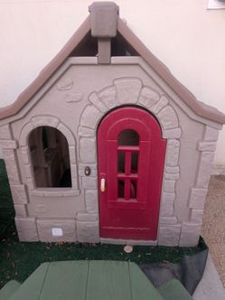 Step 2 playhouse