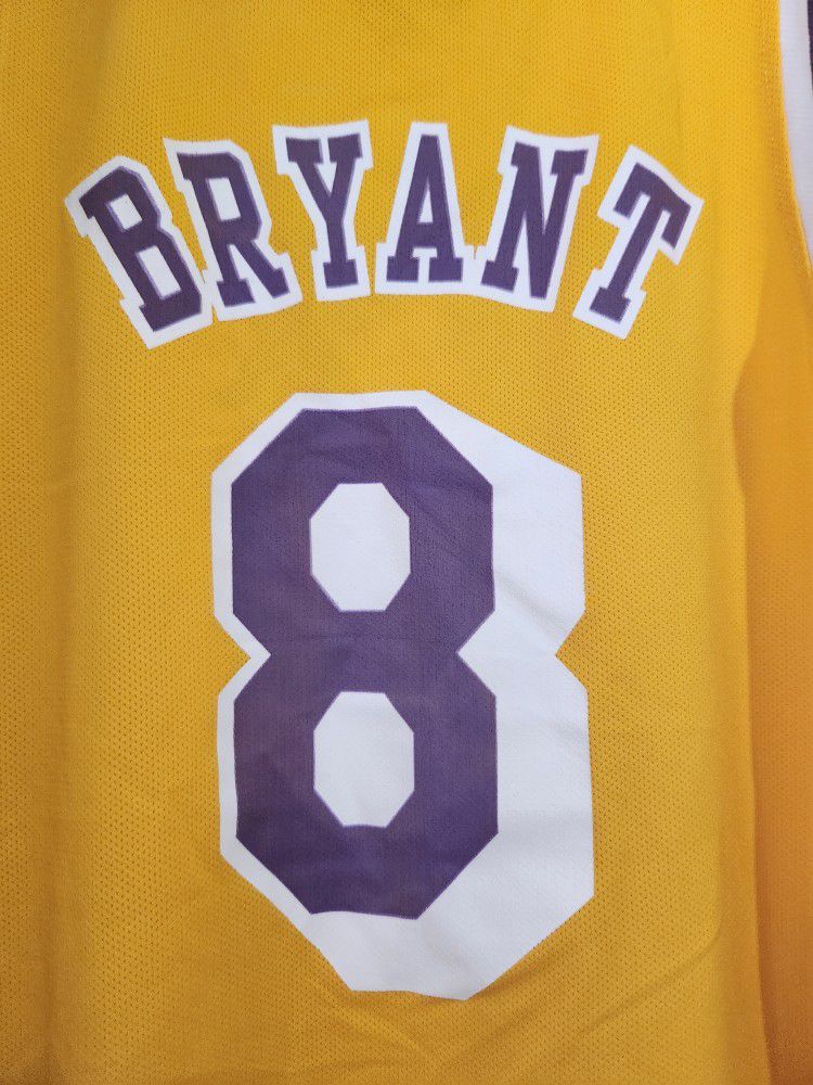 Original Nike Los Angeles Lakers Kobe Bryant #8 Jersey Home Gold 44 Large  XL for Sale in Corona, CA - OfferUp