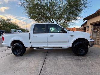 Ford f150 4x4- new motor and trans w/ receipts