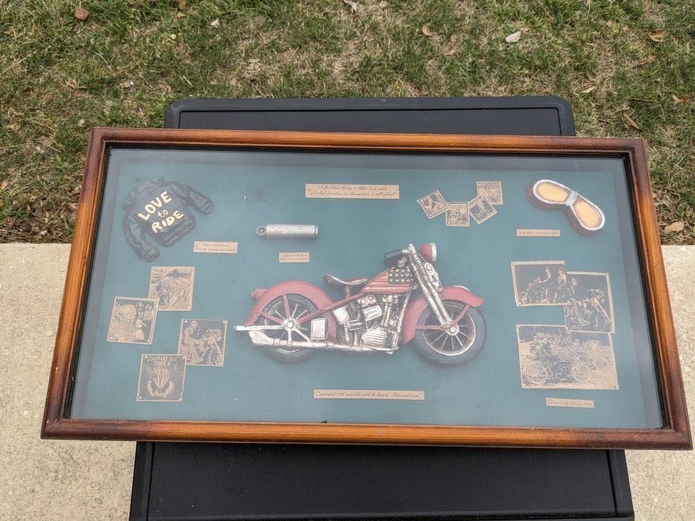 Vintage Harley Davidson Shadow Box 3D Picture for Sale in San