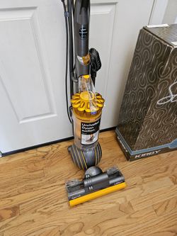 New Cond DYSON ,  Multi Floor 2 MODEL   , AMAZING POWER SUCES  , WORKS EXCELLENT.  , IN THE BOX 