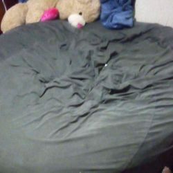 8 Ft Bean Bag 