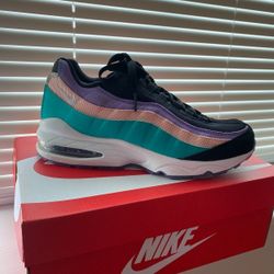 Air Max 95 Size 7y On Worn Once