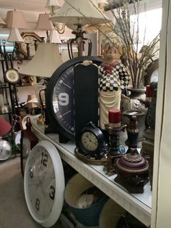 ***DESIGNER HOME DECOR DOWNSIZING***
