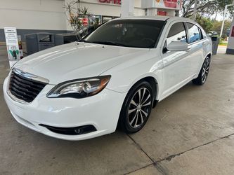 2013 Chrysler 200