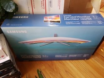 Samsung curved monitor 32in