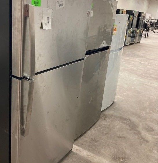 Refrigerators Frigidaire/GE/LG