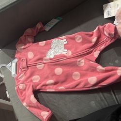 Carters pj’s (newborn)