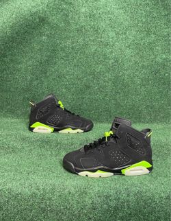 Nike Air Jordan Retro 6 "Electric Green" Youth Size 5.5y