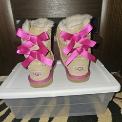 Ugg Australia Bailey Bow II Shimmer Pink Boots Toddler Size 11