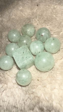 Green Aventurine Crystal Spheres and Cube Set