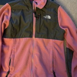 Women’s North Face Size med Light Weight Jacket 