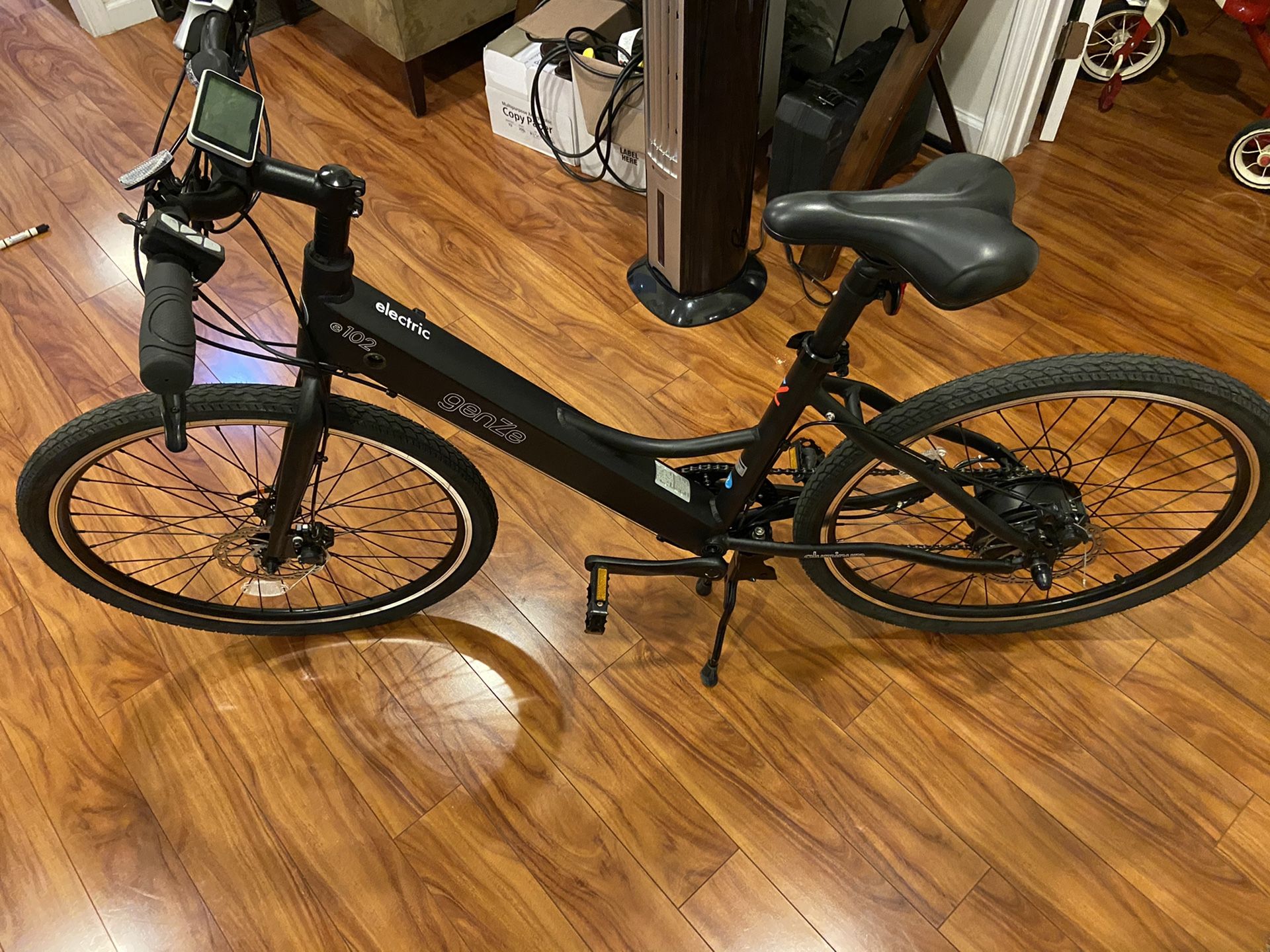 GenZe bike electric e102 class 2 for Sale in Oakland, CA OfferUp