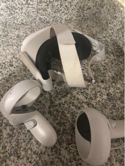 oculus quest 2 used (pickup only durham 27713)