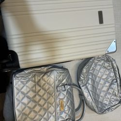 Samatha  Brown Carry On Suitcase Set