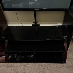 Tv 3 tier Glass Stand