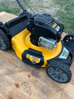 De-Walt Lawnmower
