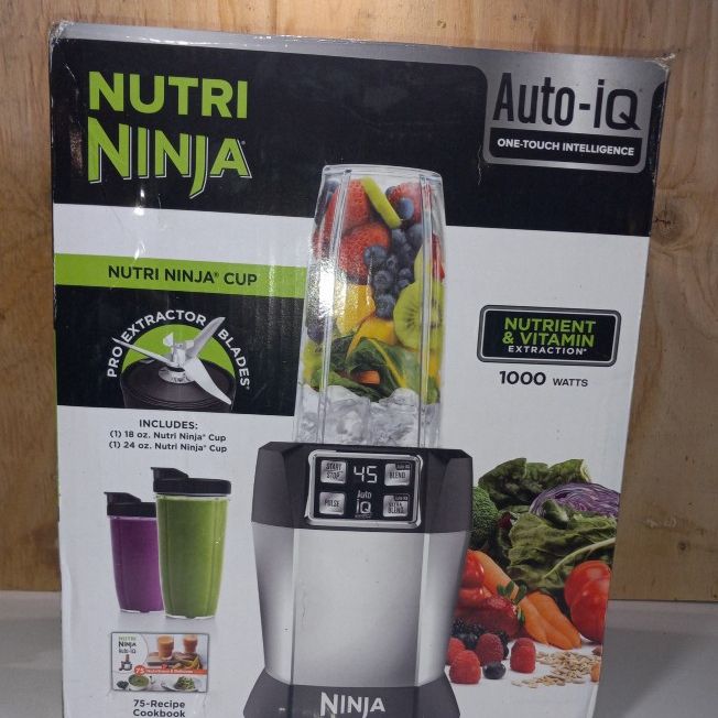 Nutri Ninja Pro 18-Oz. and 24-Oz. Blender 