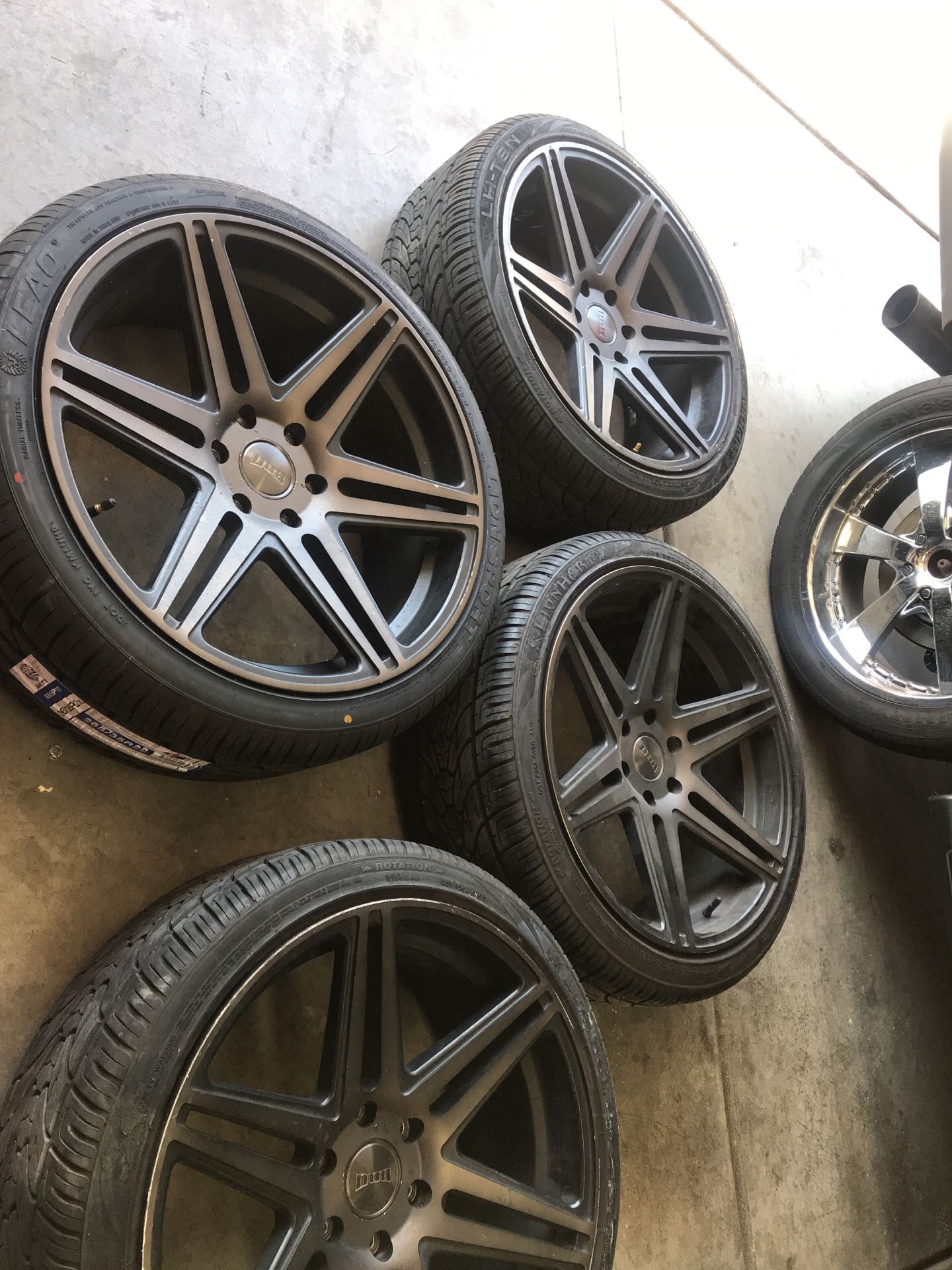 f150 lug pattern on 22 Dub Skillz For Ford F 150 6x135 For Sale In Las Vegas Nv Offerup