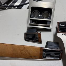 2007-2014 Cadillac Escalade Heated & Cooling Center Console Cup Holder Bezel OEM