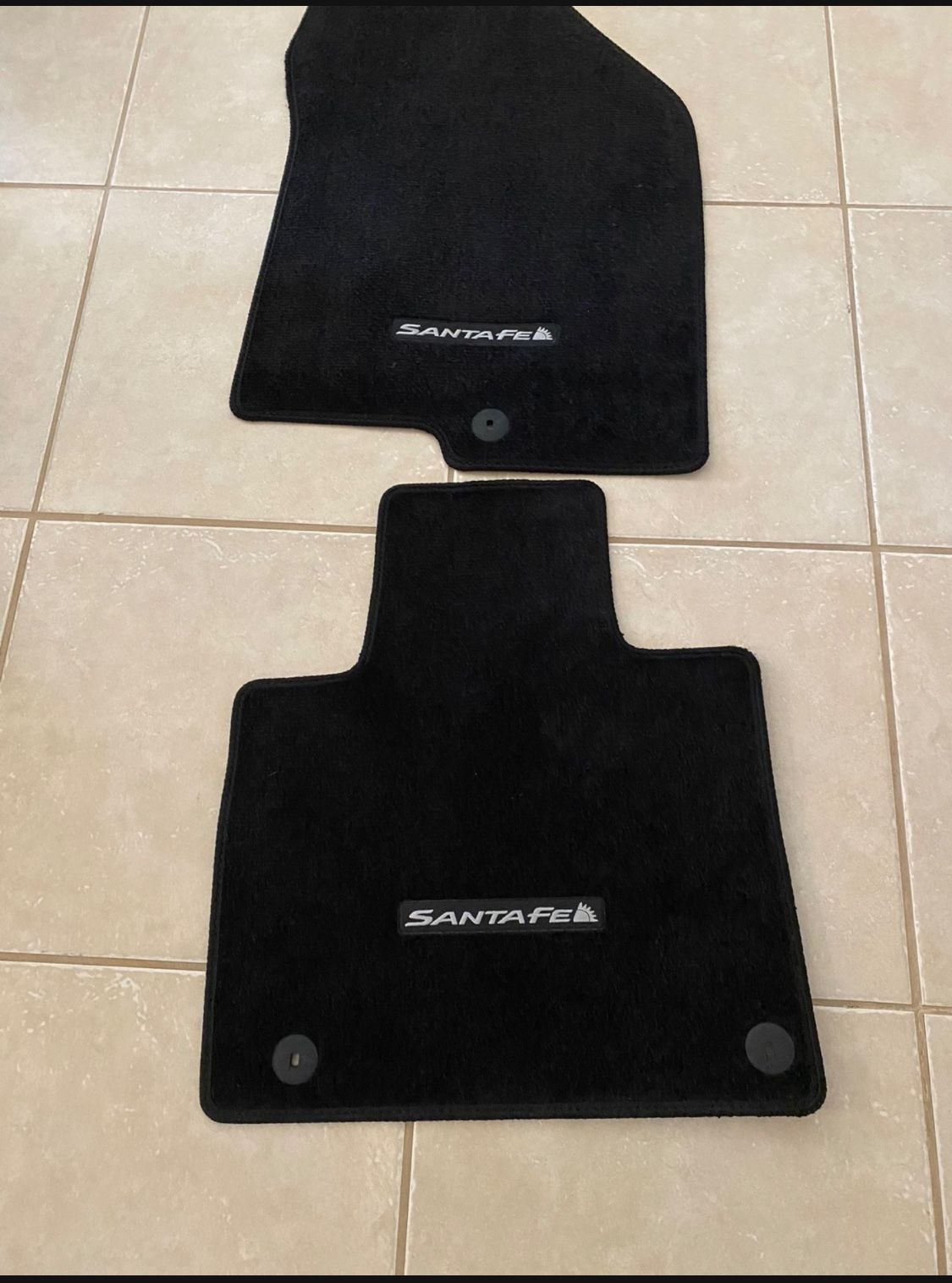 2019 Hyundai Santa Fe Carpeted Mats (OEM)