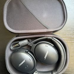 Bose Quiet Comfort Headphones 
